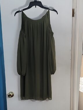 Max Studio Olive Green Cold-Shoulder Long Sleeve Dress